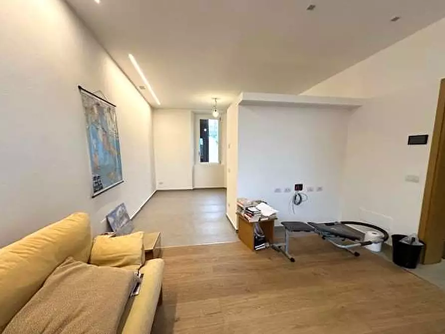 Immagine 7 di Porzione di villa in vendita  in Via beato Geremia Lambertenghi a Como