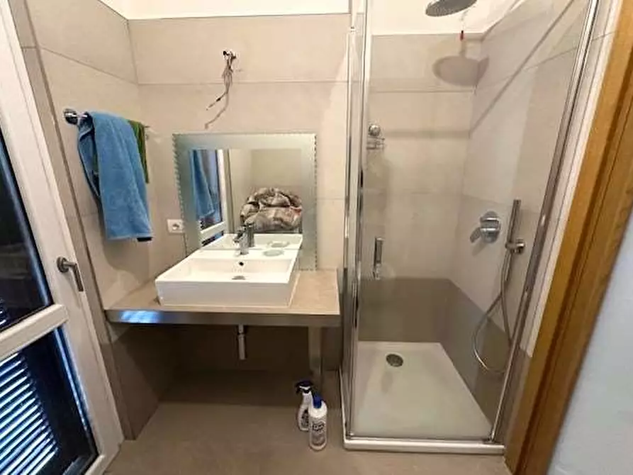 Immagine 11 di Porzione di villa in vendita  in Via beato Geremia Lambertenghi a Como