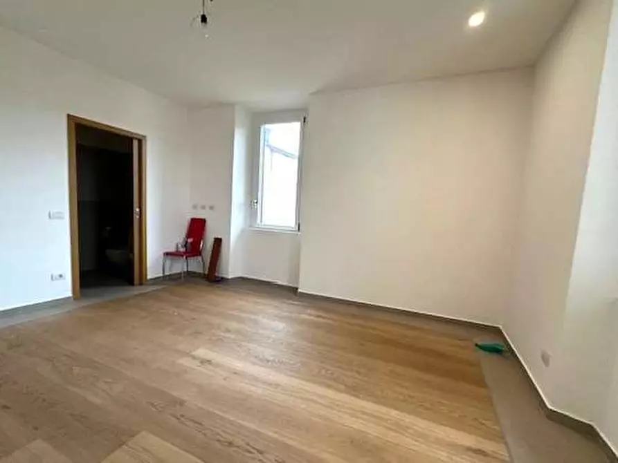 Immagine 12 di Porzione di villa in vendita  in Via beato Geremia Lambertenghi a Como