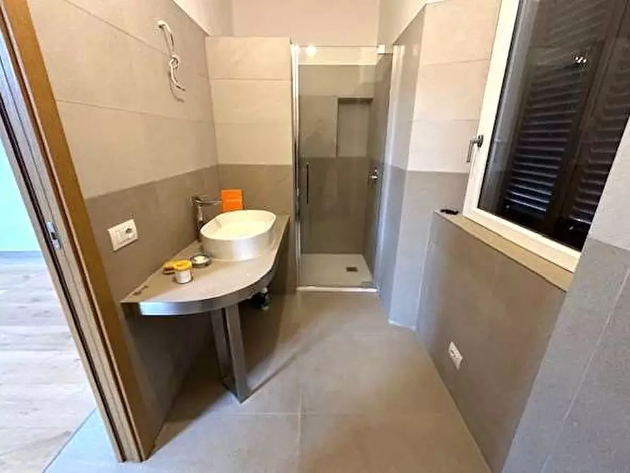 Immagine 14 di Porzione di villa in vendita  in Via beato Geremia Lambertenghi a Como