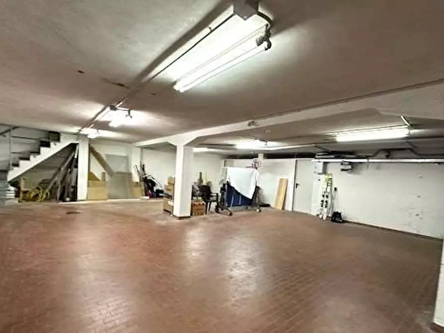 Immagine 29 di Porzione di villa in vendita  in Via beato Geremia Lambertenghi a Como