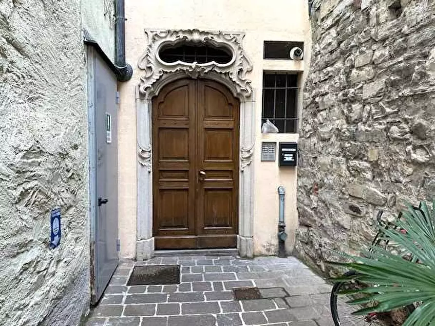 Immagine 20 di Appartamento in affitto  in Via Vittorio Emanuele II  32 a Como