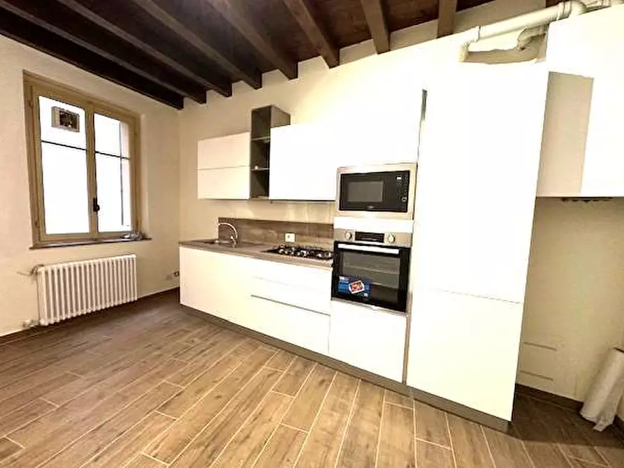 Immagine 3 di Appartamento in affitto  in Via Vittorio Emanuele II  32 a Como