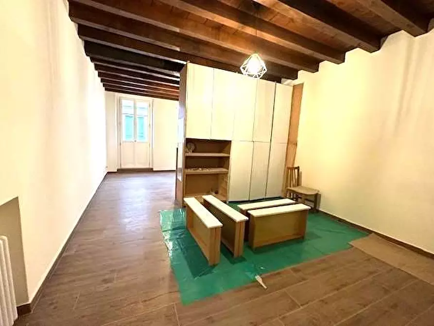 Immagine 12 di Appartamento in affitto  in Via Vittorio Emanuele II  32 a Como