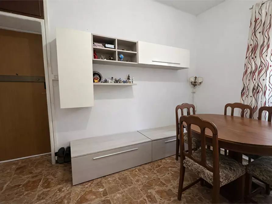 Immagine 4 di Appartamento in vendita  in Via Monte Nero 26 a Como