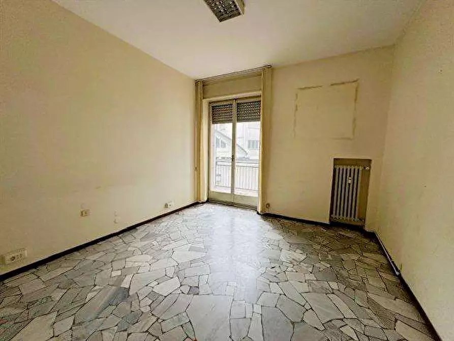 Immagine 6 di Appartamento in vendita  in Viale Masia 26 a Como