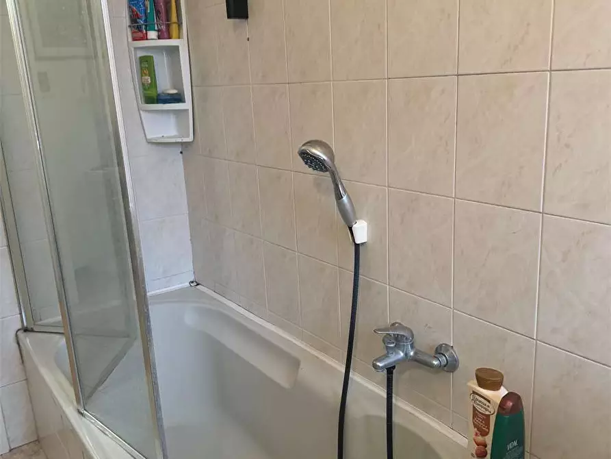 Immagine 19 di Bilocale in affitto  in Via Cavallotti 6 a Cantù