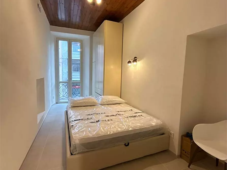 Immagine 5 di Bilocale in affitto  in Via Giulini 2 a Como