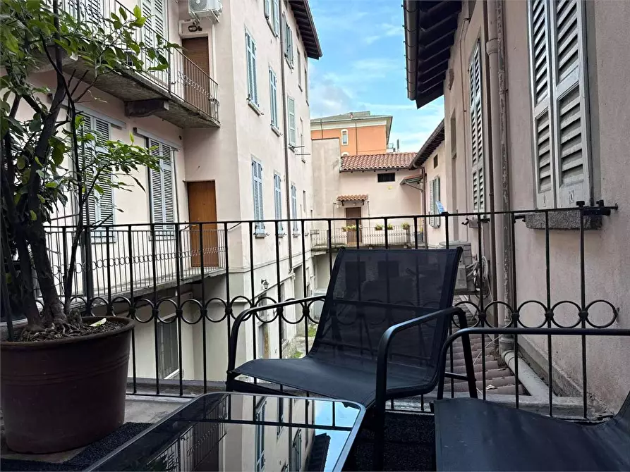 Immagine 3 di Bilocale in affitto  in Via Giulini 2 a Como