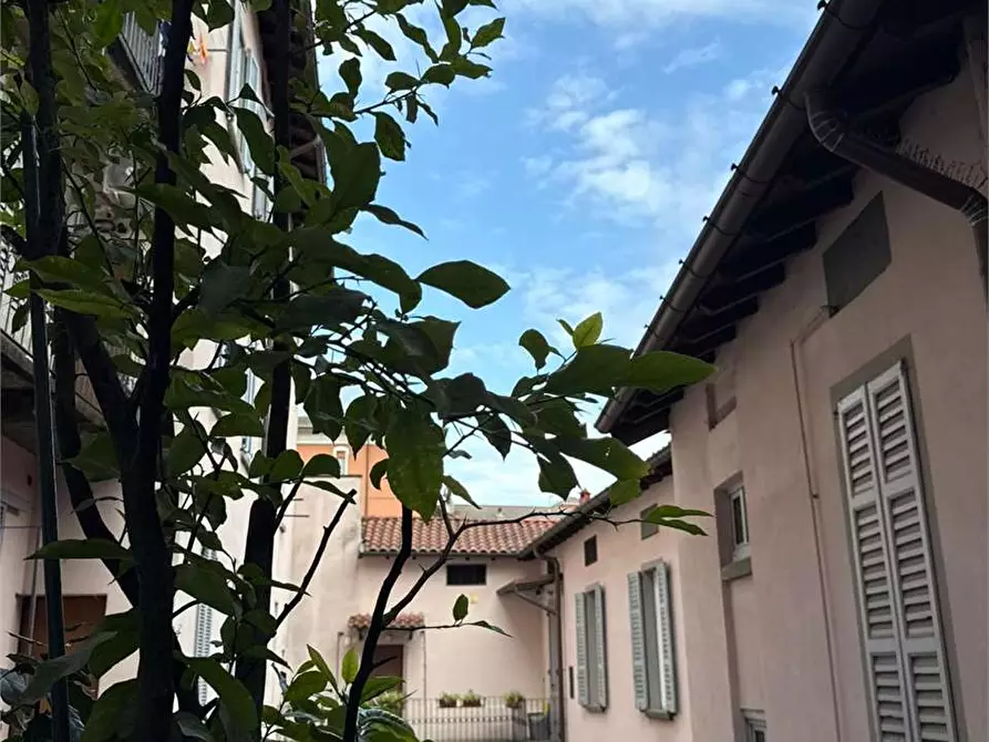 Immagine 22 di Bilocale in affitto  in Via Giulini 2 a Como