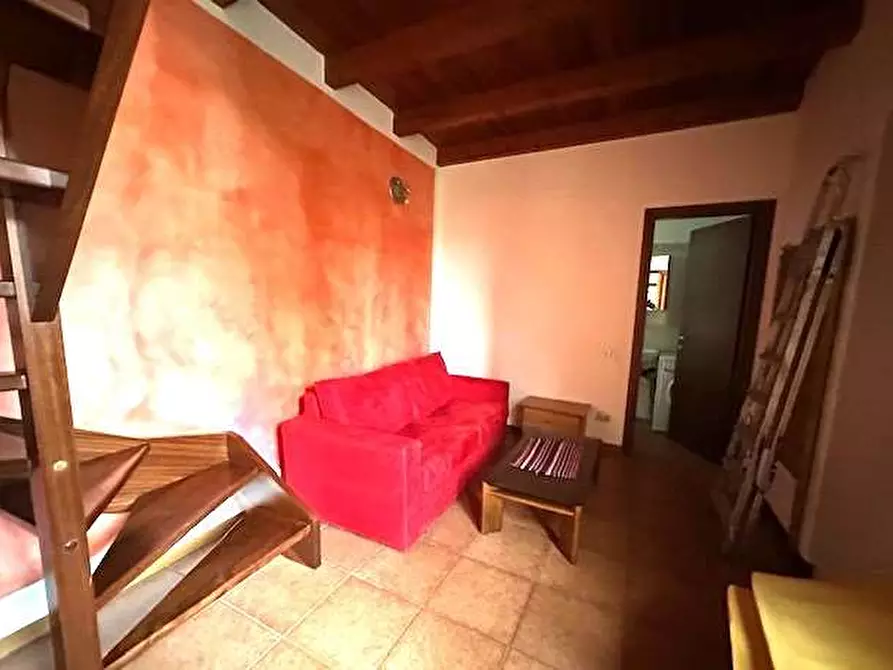 Immagine 35 di Appartamento in vendita  in Via Monterotondo 7 a Como