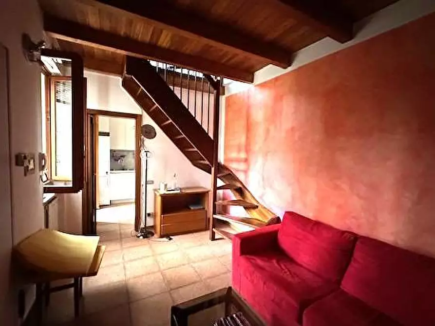 Immagine 37 di Appartamento in vendita  in Via Monterotondo 7 a Como