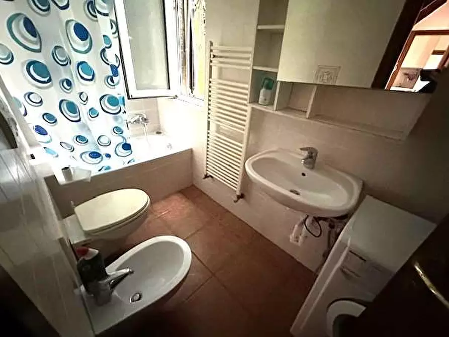 Immagine 40 di Appartamento in vendita  in Via Monterotondo 7 a Como