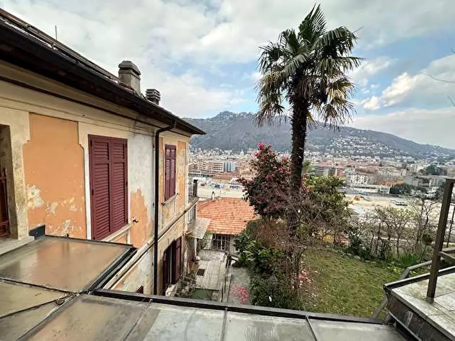 Immagine 47 di Appartamento in vendita  in Via Monterotondo 7 a Como