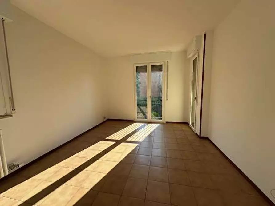 Immagine 3 di Bilocale in affitto  in Via Boccioni 15 a Como