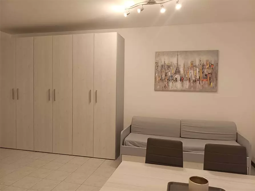 Immagine 3 di Appartamento in affitto  in via Brogeda 20 a Como