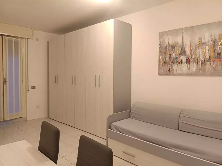 Immagine 7 di Appartamento in affitto  in via Brogeda 20 a Como