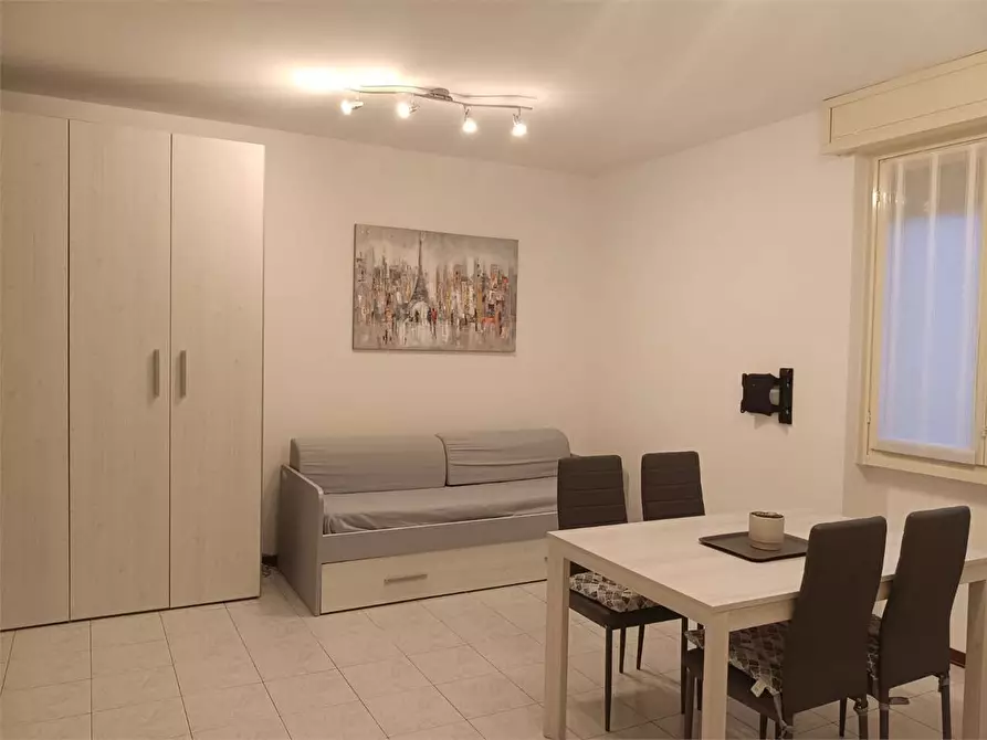 Immagine 5 di Appartamento in affitto  in via Brogeda 20 a Como