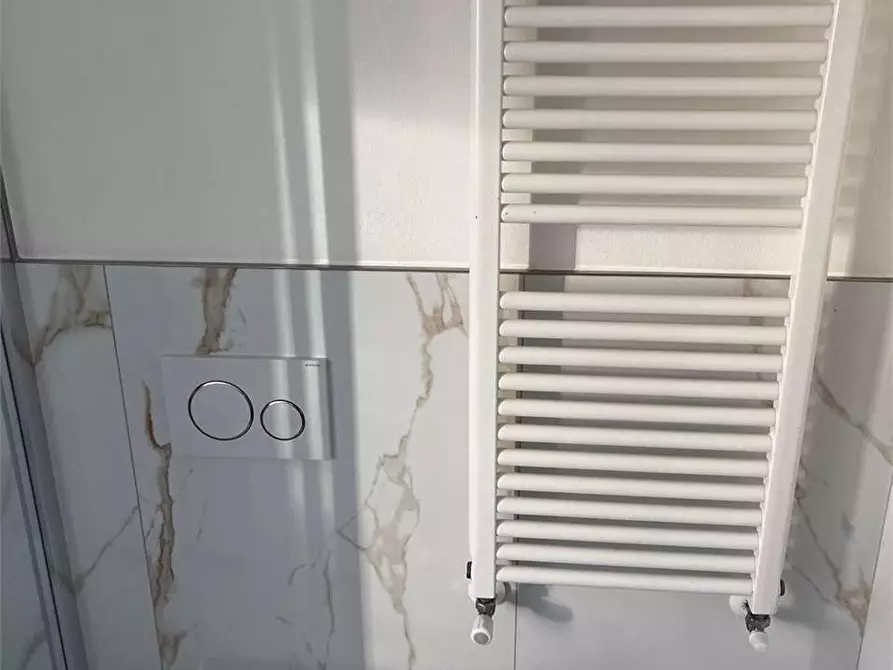 Immagine 15 di Appartamento in vendita  in Via Como 9 a Montorfano