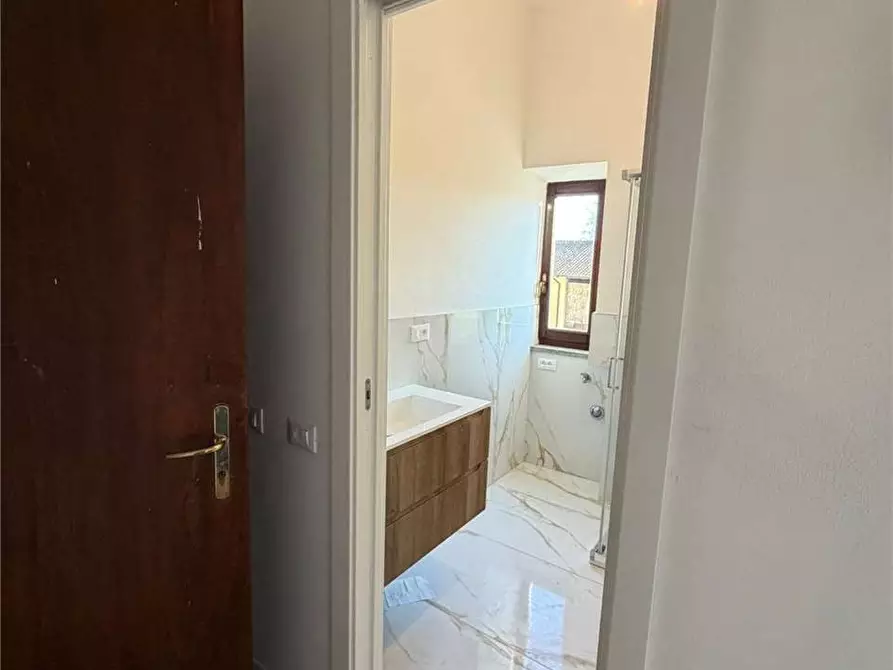 Immagine 23 di Appartamento in vendita  in Via Como 9 a Montorfano