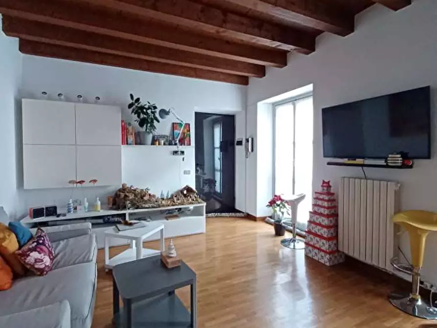 Immagine 6 di Bilocale in affitto  in Via Milano  34 a Como