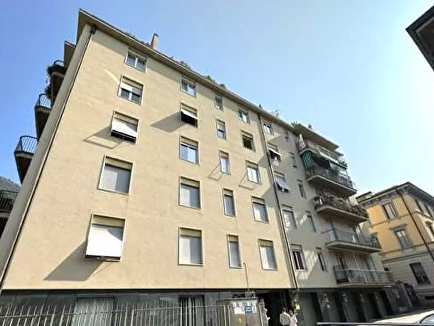 Immagine 2 di Appartamento in vendita  in Via Santo Garovaglio 61 a Como