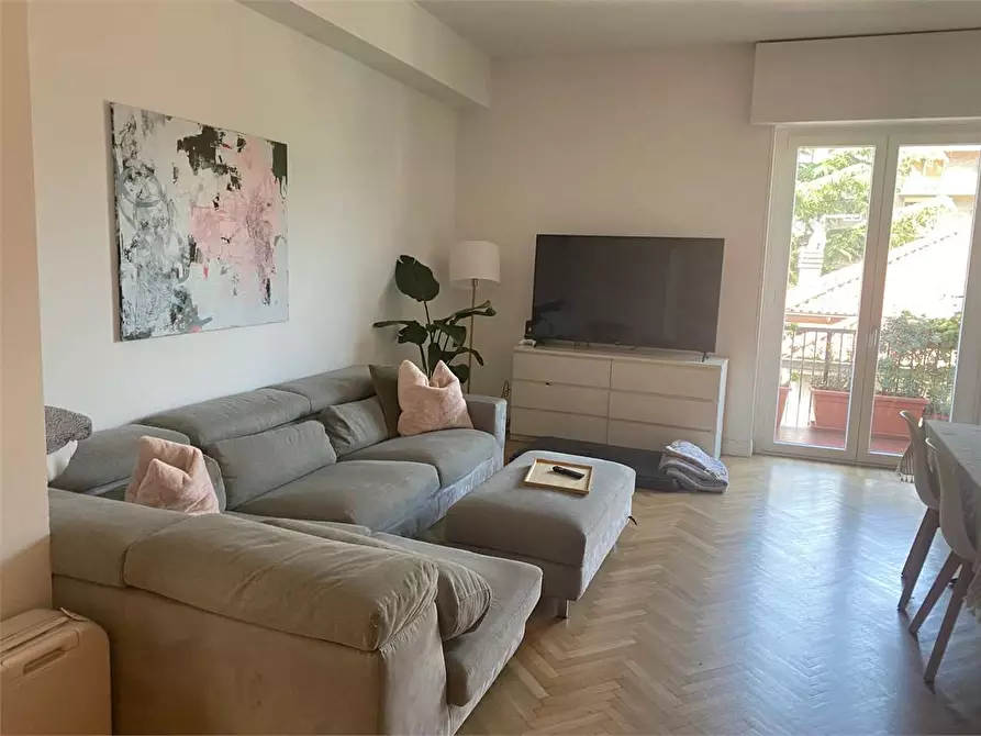 Immagine 6 di Appartamento in vendita  in Via Santo Garovaglio 61 a Como