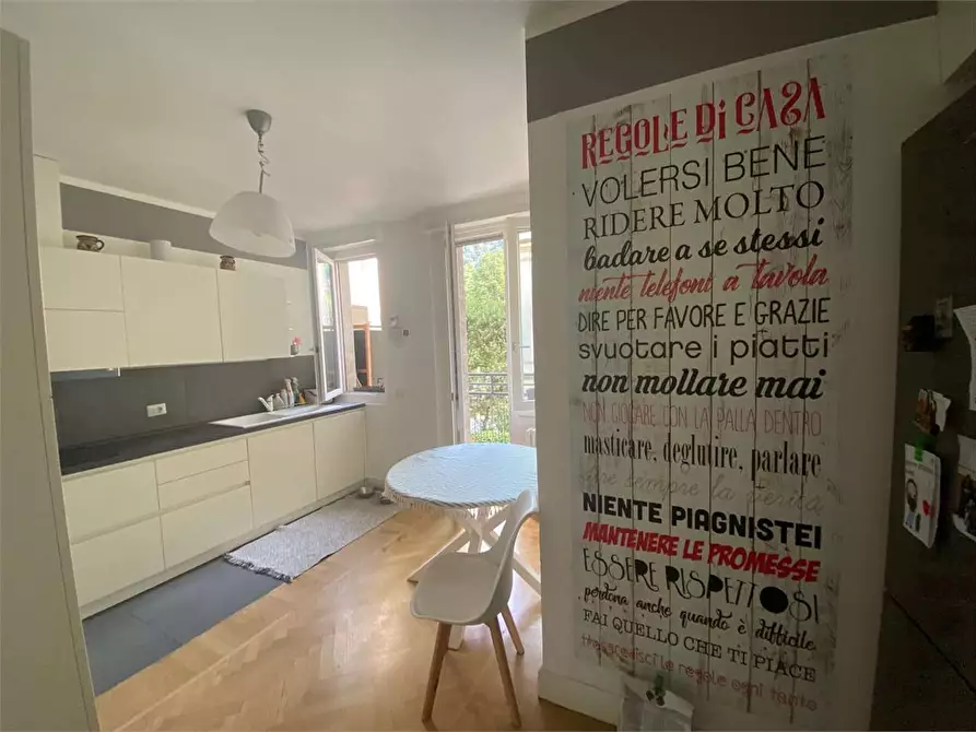 Immagine 10 di Appartamento in vendita  in Via Santo Garovaglio 61 a Como