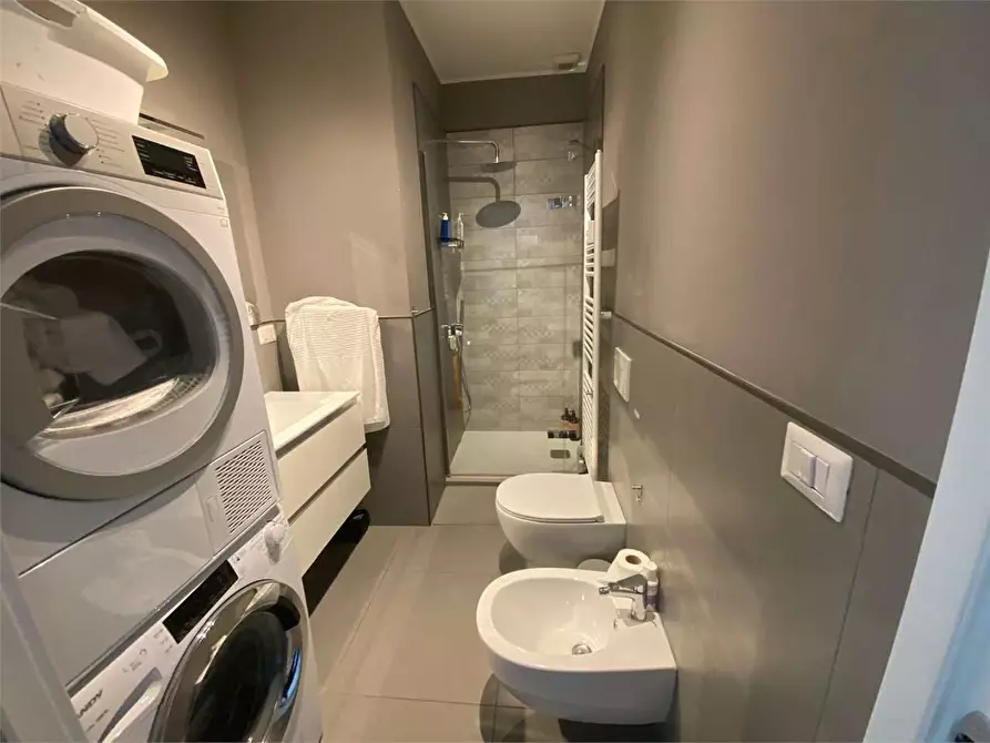 Immagine 15 di Appartamento in vendita  in Via Santo Garovaglio 61 a Como