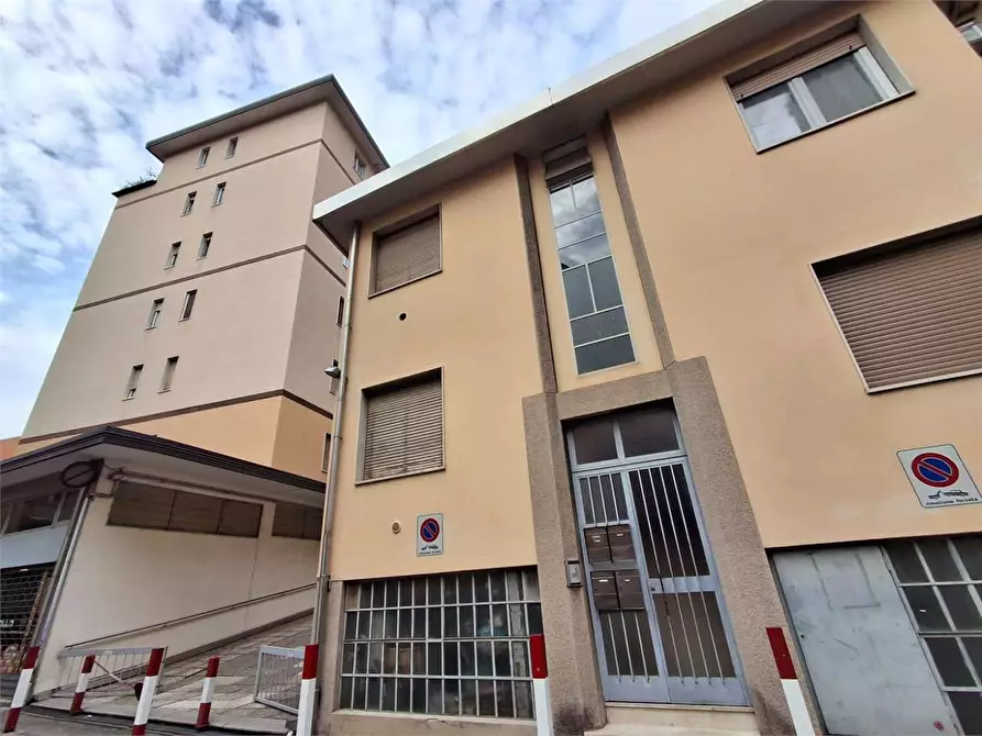 Immagine 2 di Appartamento in vendita  in via anzani 52 a Como