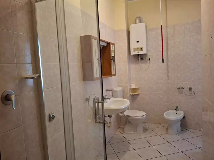 Immagine 11 di Appartamento in vendita  in via anzani 52 a Como