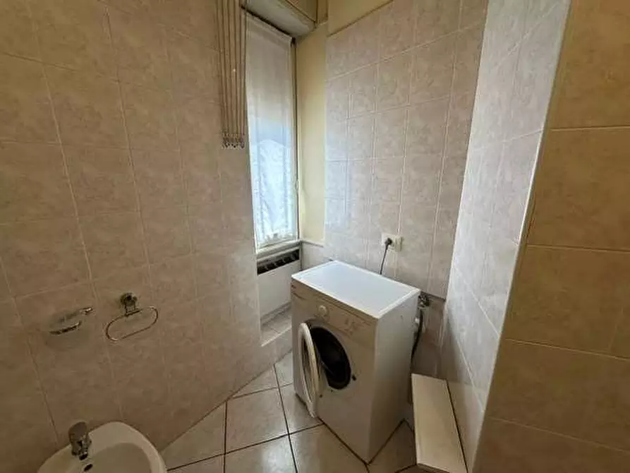 Immagine 14 di Appartamento in vendita  in via anzani 52 a Como