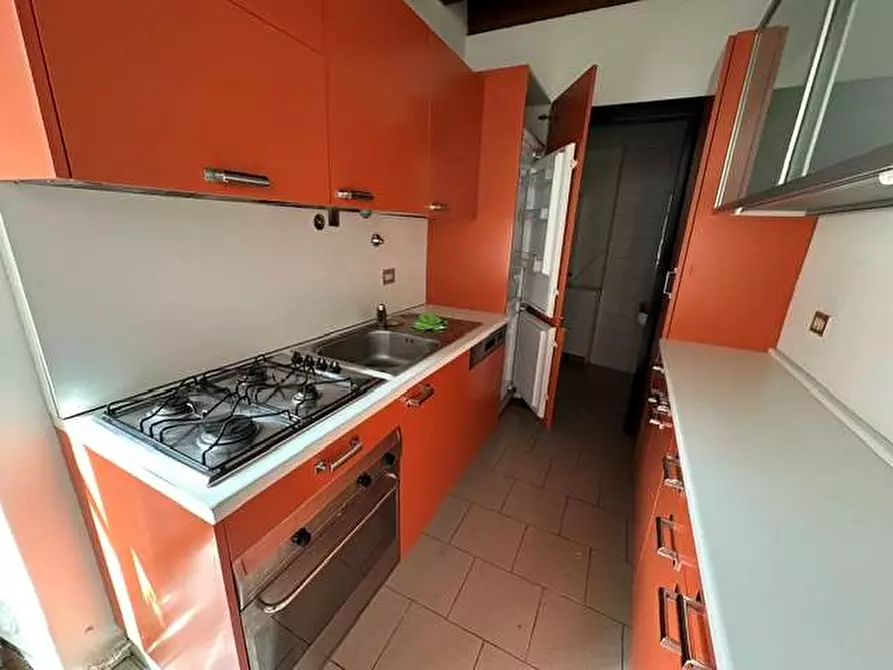 Immagine 7 di Bilocale in affitto  in Via Milano  34 a Como