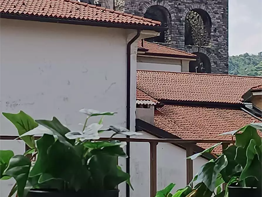 Immagine 18 di Appartamento in affitto  in Via Giovio 15 a Como