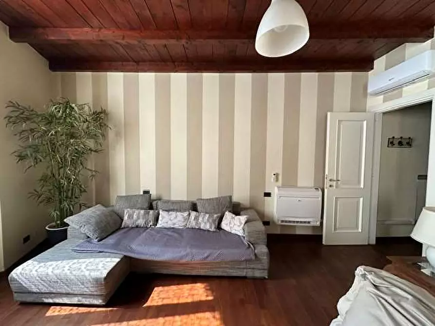 Immagine 1 di Appartamento in vendita  in Via Milano 216 a Como