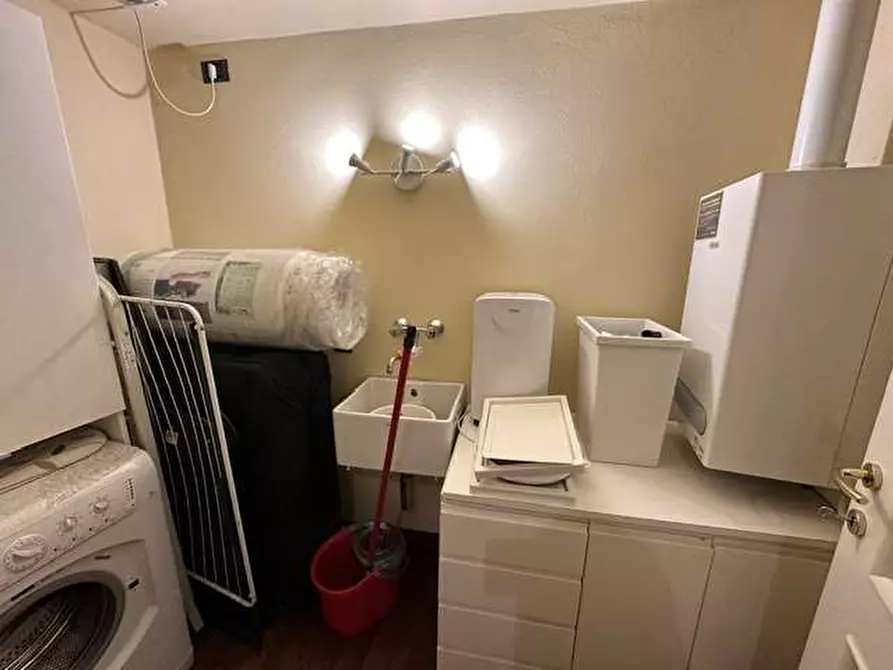 Immagine 19 di Appartamento in vendita  in Via Milano 216 a Como