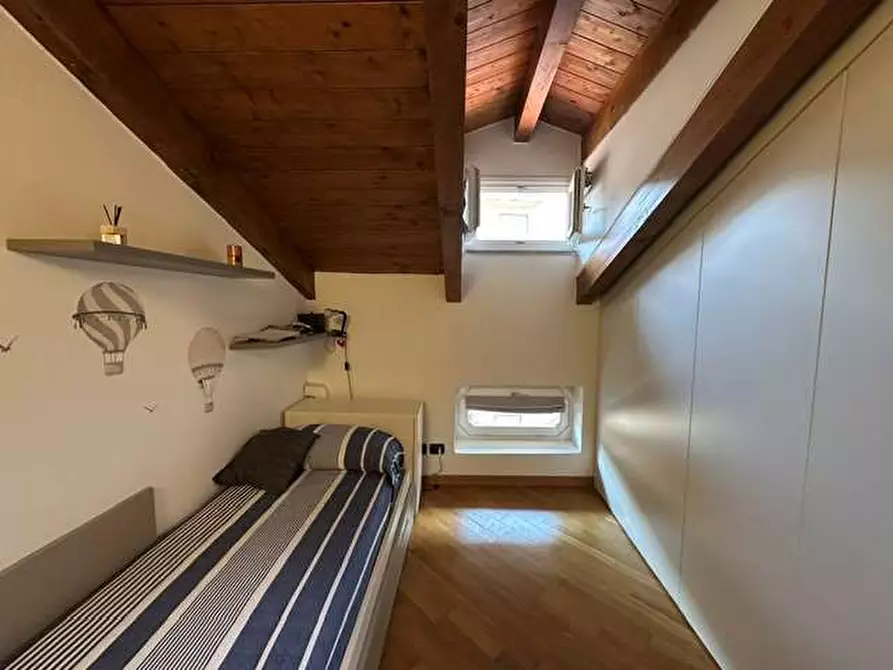 Immagine 22 di Appartamento in affitto  in Via Milano  181 a Como