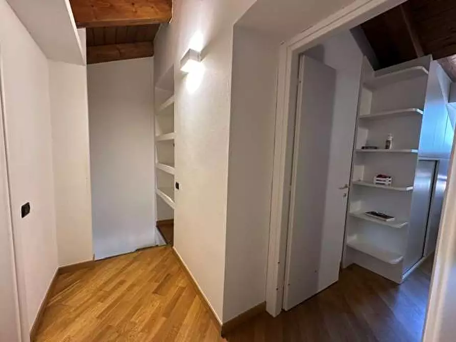 Immagine 20 di Appartamento in affitto  in Via Milano  181 a Como