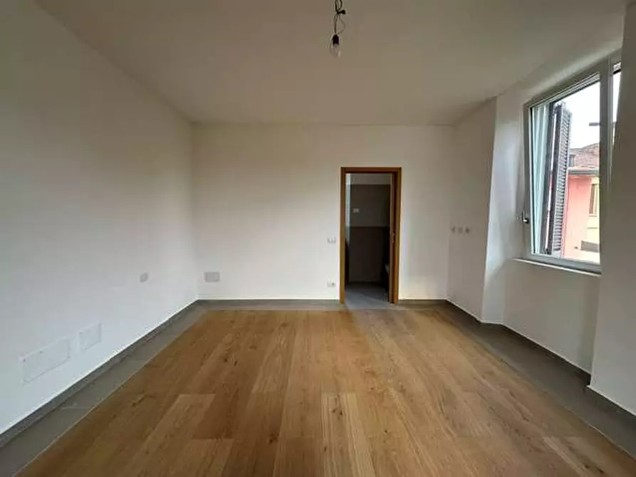 Immagine 21 di Porzione di villa in vendita  in Via beato Geremia Lambertenghi a Como