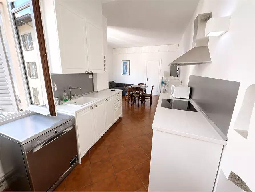 Immagine 12 di Appartamento in affitto  in Via Vittorio Emanuele II 19 a Como