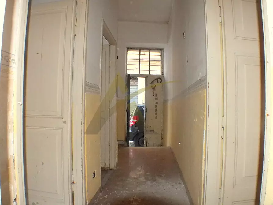 Immagine 13 di Appartamento in vendita  in Piazza Mazzini 1 a Velletri