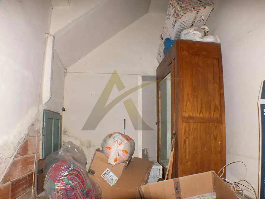 Immagine 15 di Appartamento in vendita  in Piazza Mazzini 1 a Velletri