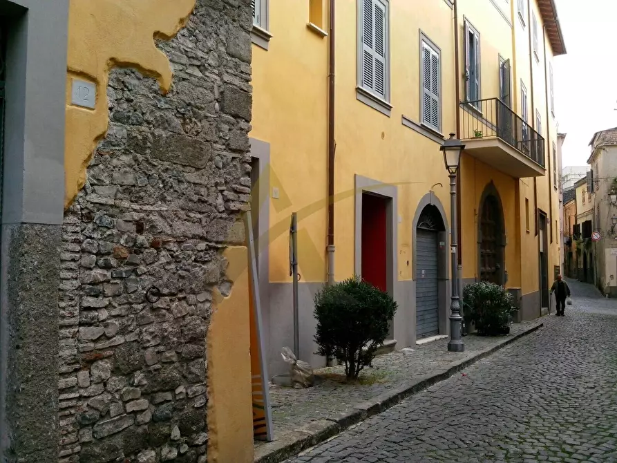 Immagine 1 di Appartamento in affitto  in Piazza Mazzini 1 a Velletri