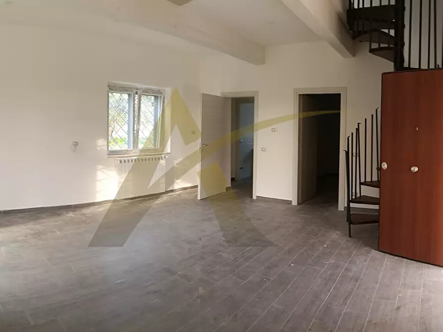 Immagine 12 di Villa in vendita  in Via delle Vascucce 162 a Velletri