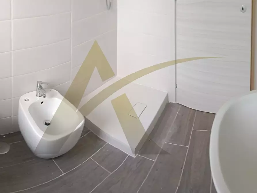 Immagine 11 di Villa in vendita  in Via delle Vascucce 162 a Velletri