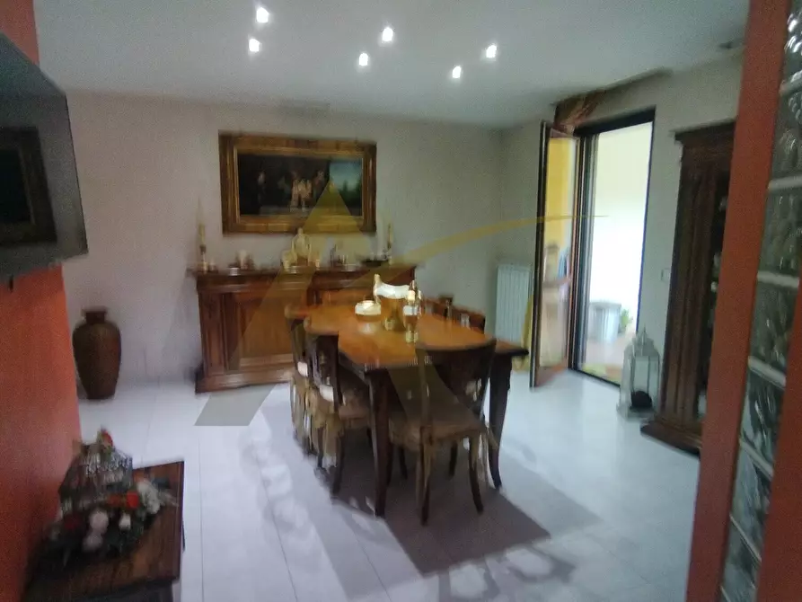 Immagine 27 di Villa in vendita  in Via Colle Fontana 11/a a Lariano