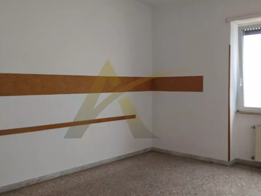 Immagine 11 di Appartamento in vendita  in Piazza Cairoli 1 a Velletri