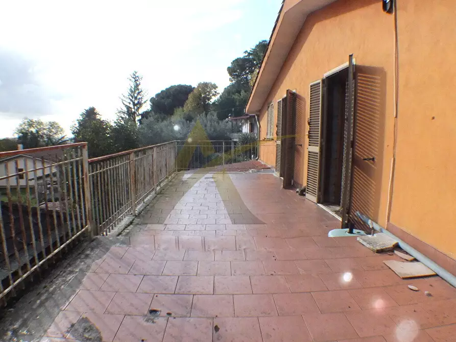 Immagine 8 di Villa in vendita  in Via Ponte Veloce 35 a Velletri
