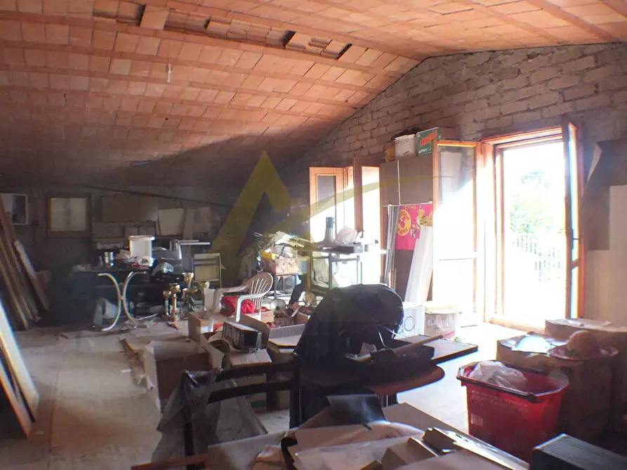 Immagine 5 di Villa in vendita  in Via Ponte Veloce 35 a Velletri