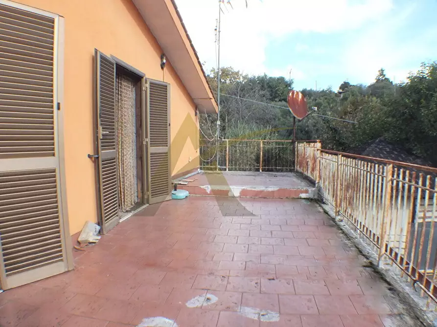 Immagine 7 di Villa in vendita  in Via Ponte Veloce 35 a Velletri